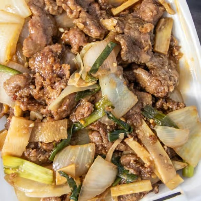Mongolian Beef: A Chinese Cuisine Favorite